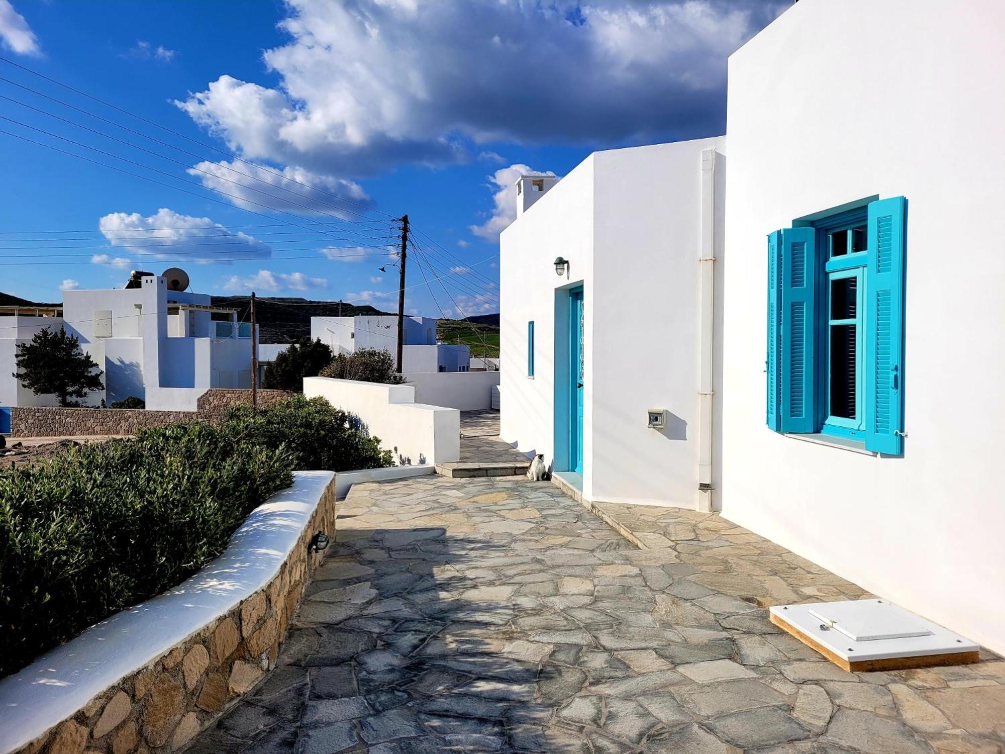 Villa Zefyros Pachaina Exterior photo